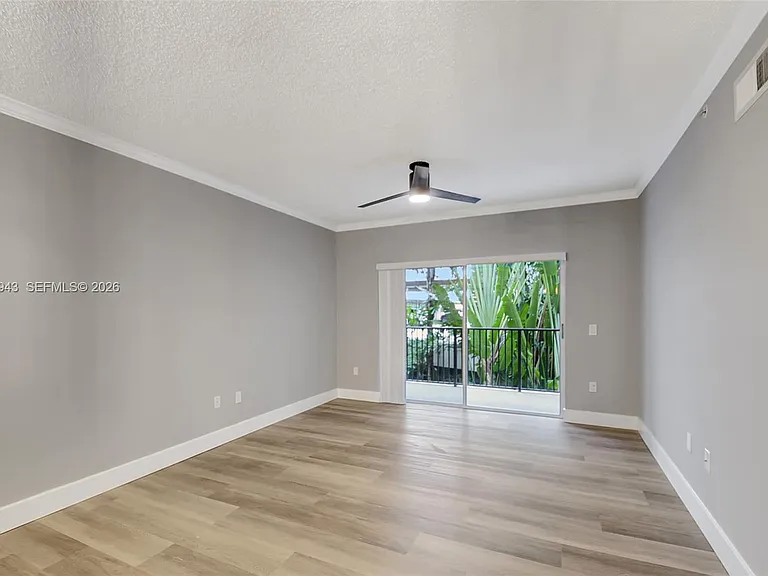 2206 Tuscany Way #2206 — Photo 4