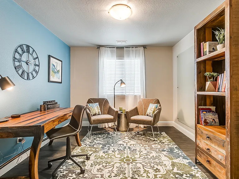3905 Sheraton Rd — Photo 38
