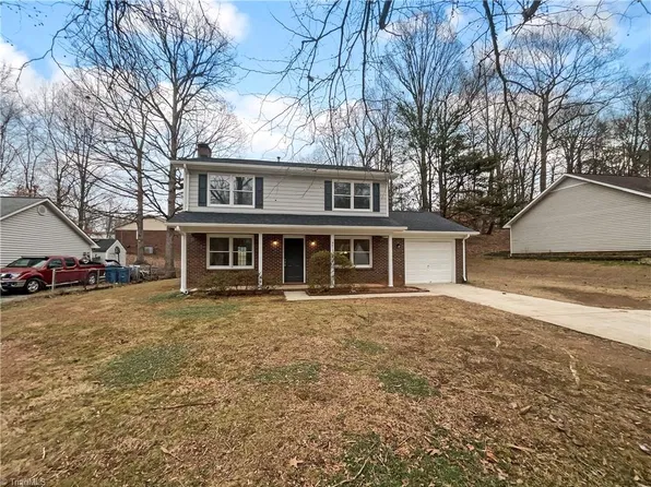 5712 Landerwood Dr, Greensboro, NC 27405