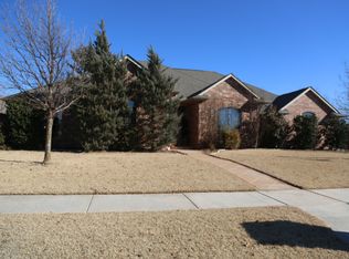 3316 Pin Oak Rd, Moore, OK 73170