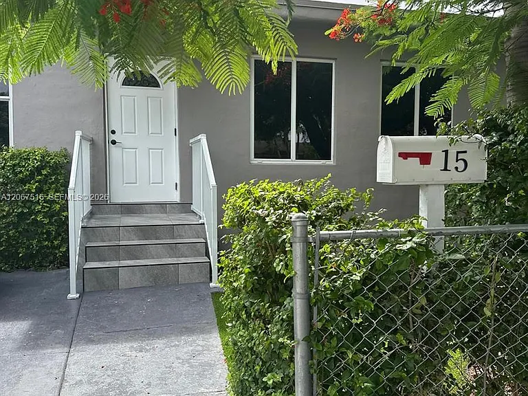 15 NW 31st Ave #0 — Photo 2