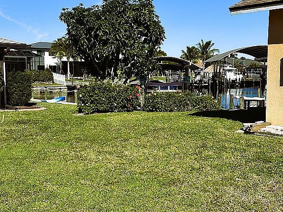 Peekaboo view of canal