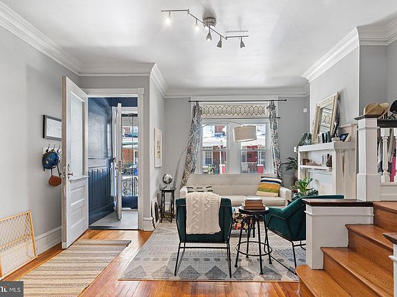 3rd image of 5032 Chancellor St