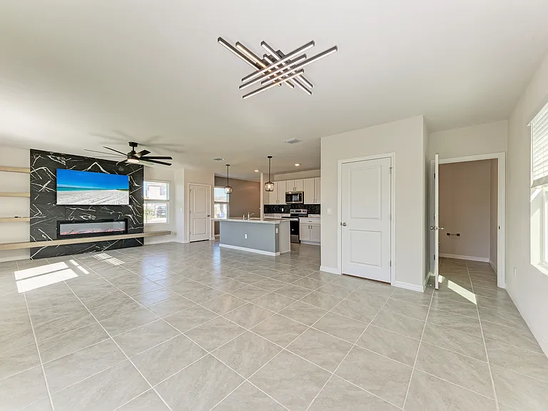 3386 Hilltop Circle At Starfarms — Photo 2