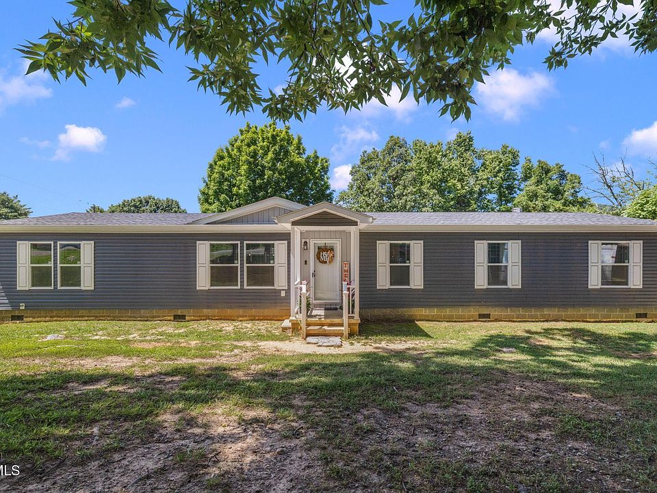 1st image of 155 Lake Dr