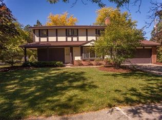 1501 Pine Valley Blvd, Ann Arbor, MI