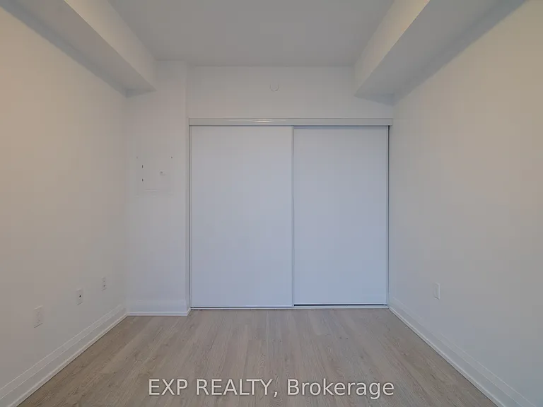 77 Mutual St #2210 — Photo 19