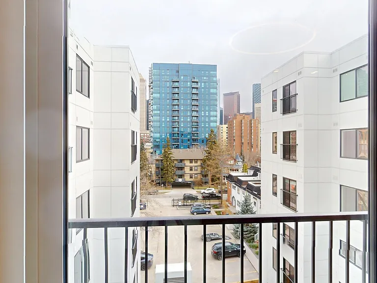 514 15th Ave SW — Photo 5