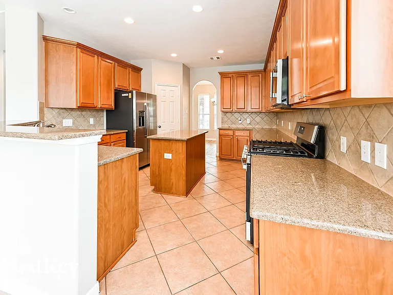 13803 Turning Spring Ln — Photo 8