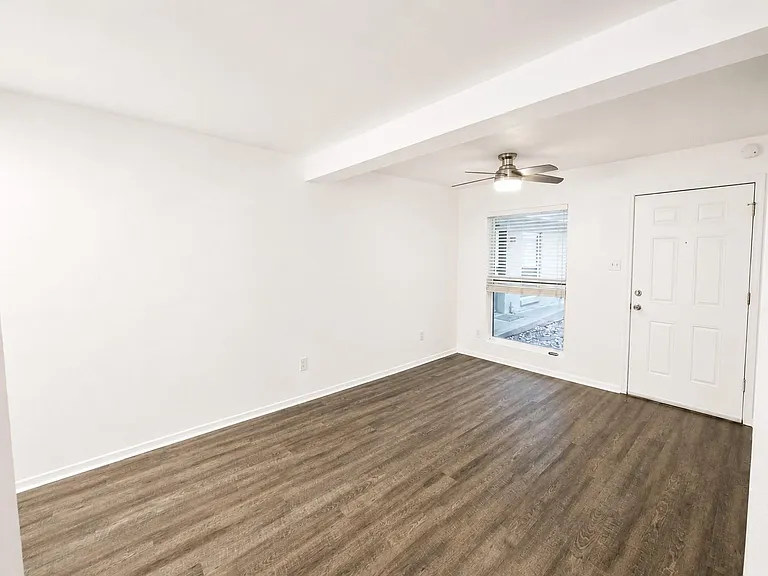 2021 Bluebonnet Ln #106 — Photo 7