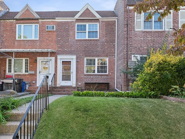7026 Utopia Pkwy, Fresh Meadows, NY 11365