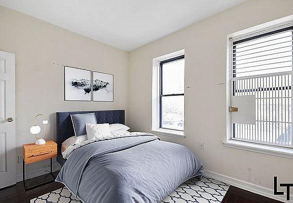 4th image of 429 Lenox Ave #5A