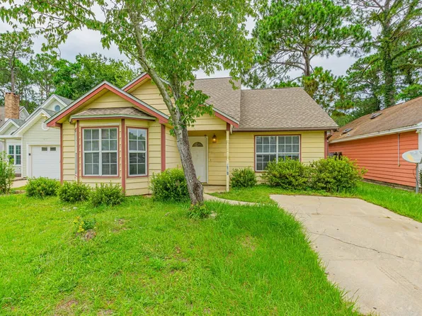 2815 Old Carriage Ln, Fort Walton Beach, FL 32547