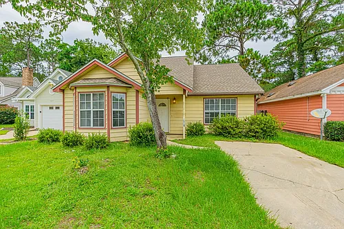 2815 Old Carriage Ln Photo 1 2815 Old Carriage Ln Photo 1