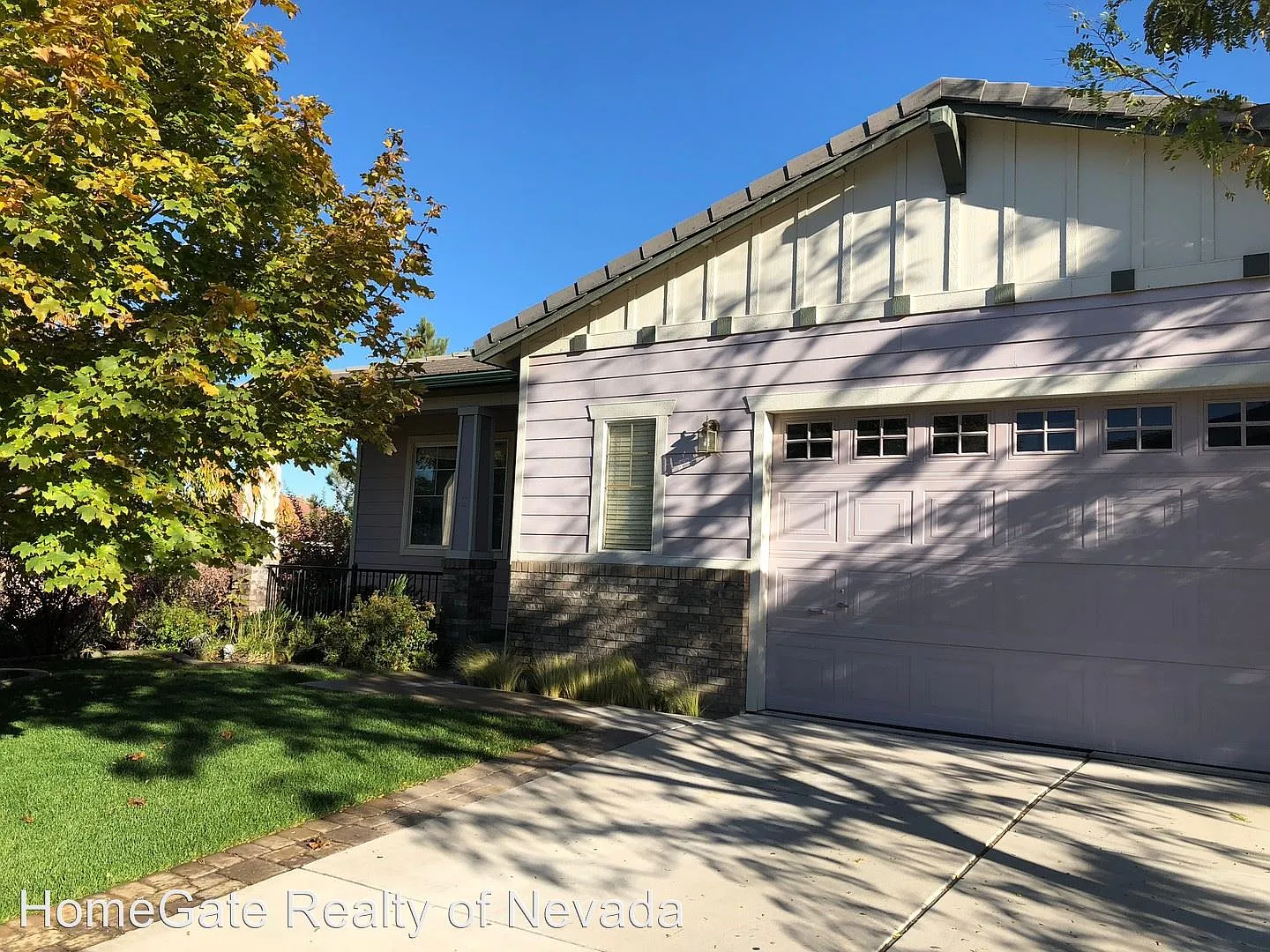 2434 Anqua Dr photo 1