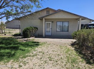 104 S Casas Lindas Dr, Willcox, AZ 85643