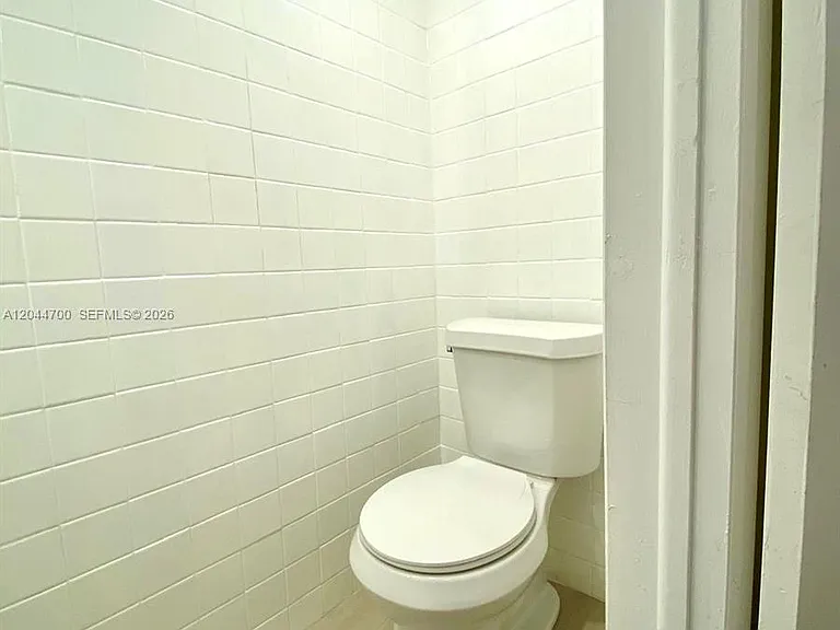 10901 N Kendall Dr #210 — Photo 10