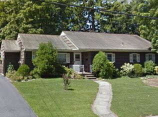 137 N Main St, Nazareth, PA 18064
