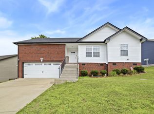 1132 Racker Dr, Clarksville, TN 37043