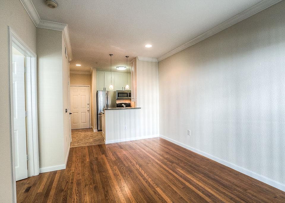 1st image of 3231 Allen Pkwy APT 4105