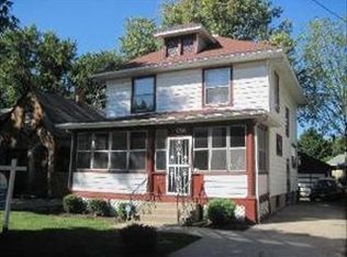 456 S State St, Elgin, IL 60123