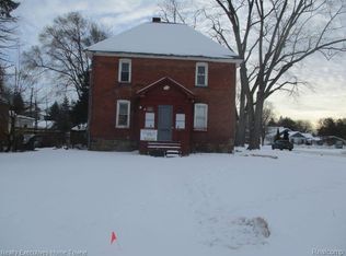 9 Truman St, Sandusky, MI 48471