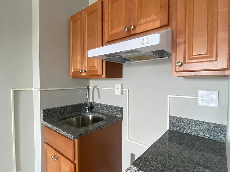 1175 Chapel St #503 — Photo 1
