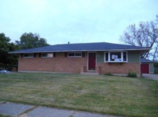 8742 Planet Dr, Cincinnati, OH 45231