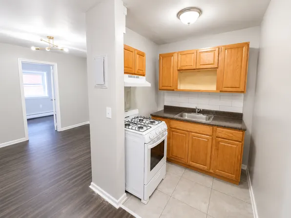 76-77 Grafton Ave, Newark, NJ