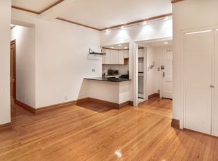 145 W 58th St #5M, New York, NY 10019