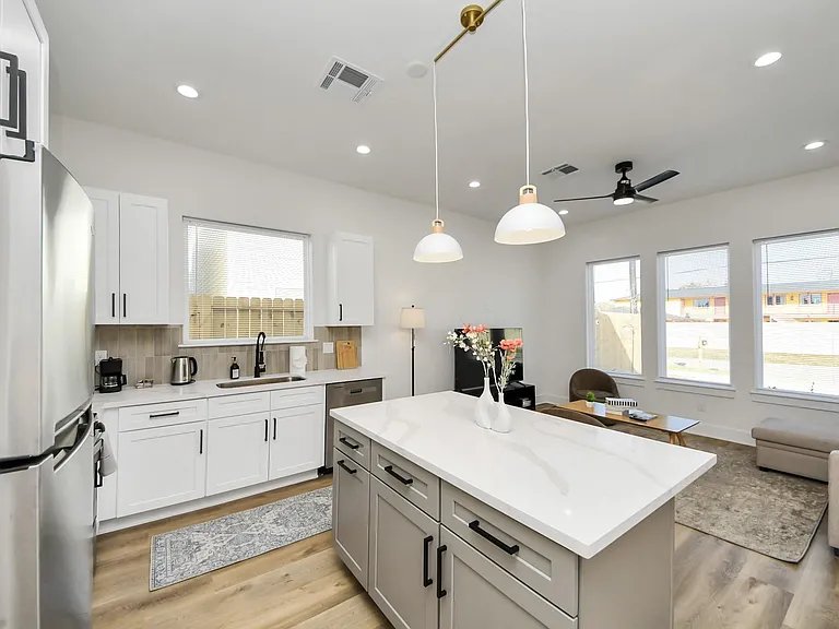 3907 Maggie St — Photo 12