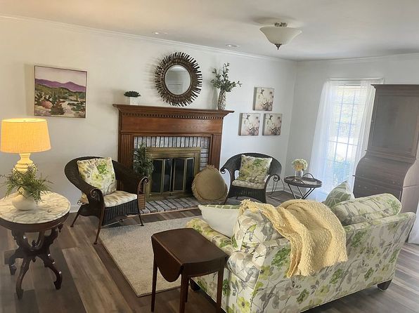 133 Solar Dr, Hudson, NC 28638