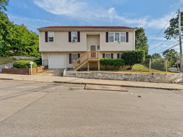 175 Slade St, Fall River, MA 02724