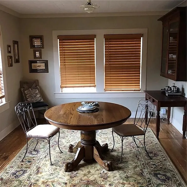 2 bed, 1105 sqft, $1,950 — Photo 4