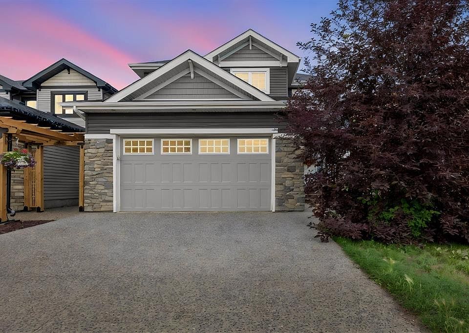 1st image of 724 N Heritage Dr