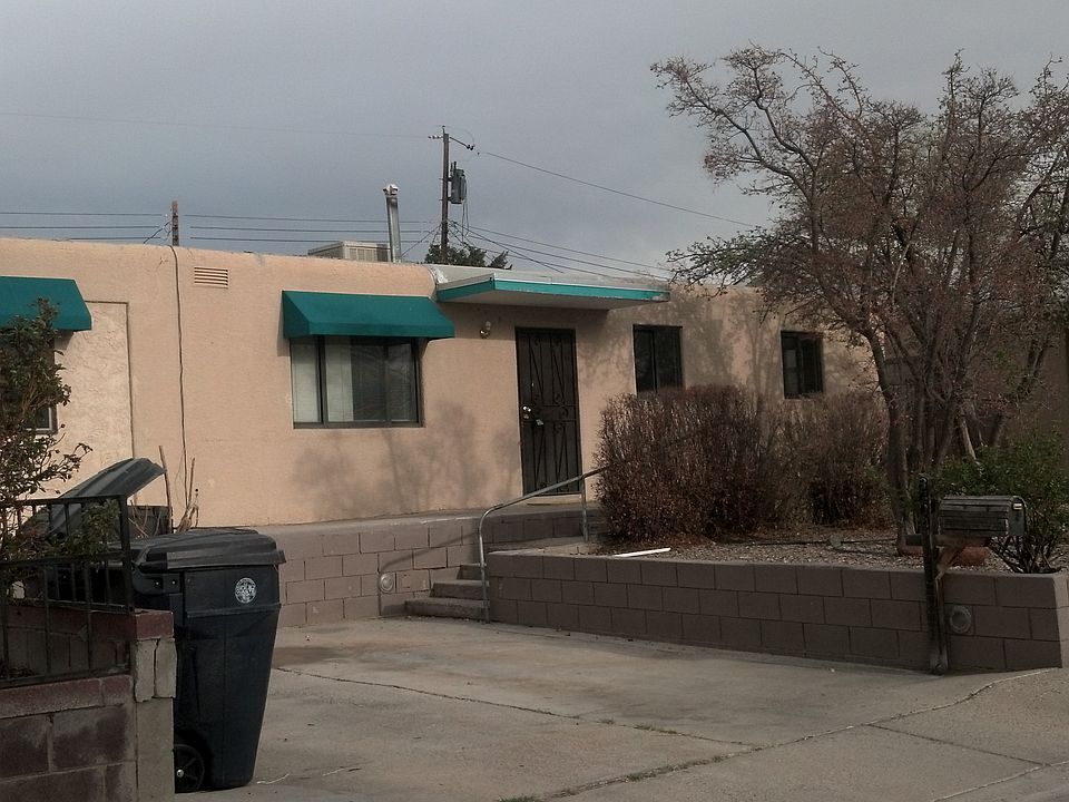 1st image of 3404 La Veta Dr NE