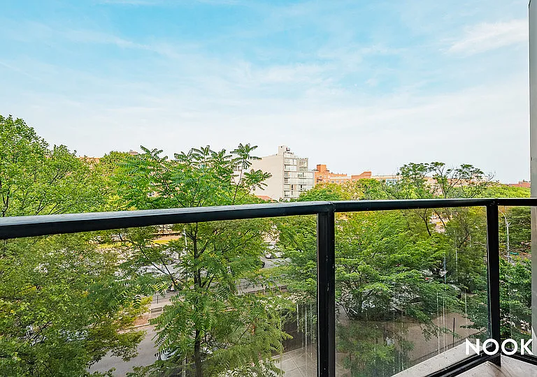 706 Ocean Pkwy #2A — Photo 8