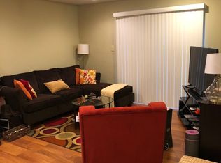 3200 E John Hinkle Pl APT D, Bloomington, IN 47408