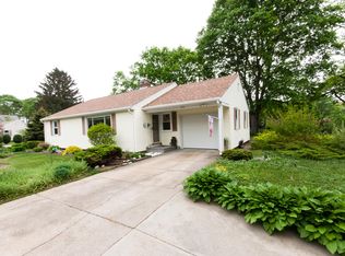 375 Davisville Rd, North Kingstown, RI 02852