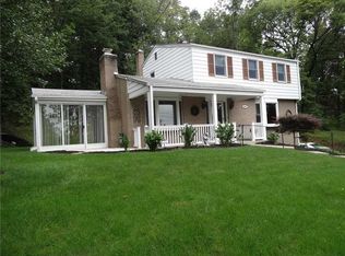 5940 Kings School Rd, Bethel Park, PA