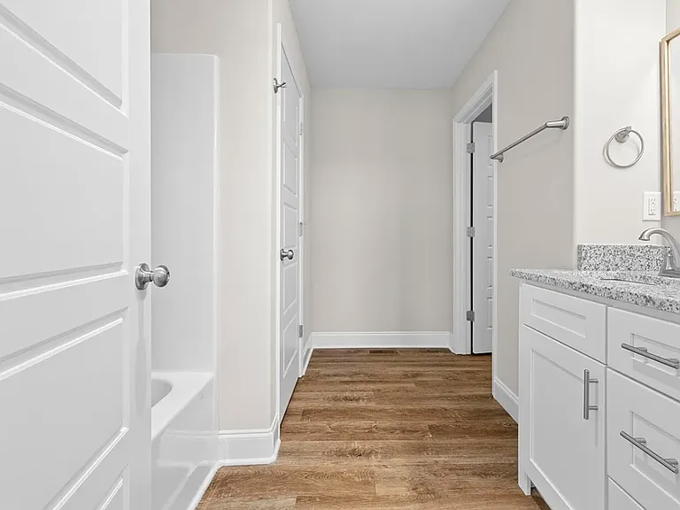 613 Saint George Way — Photo 15