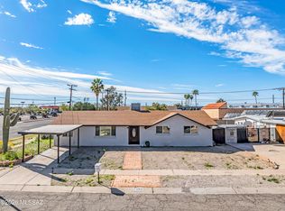 7464 E Beverly Dr, Tucson, AZ 85710
