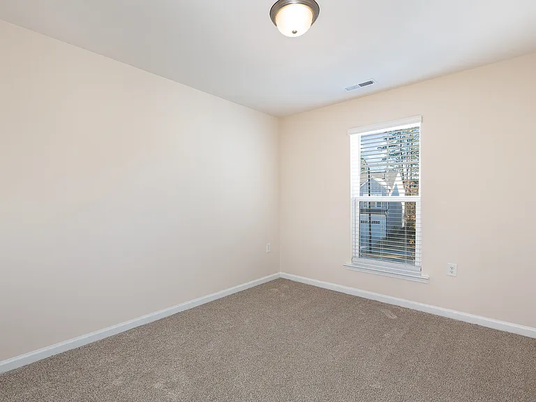 1009 Sycaten St — Photo 21