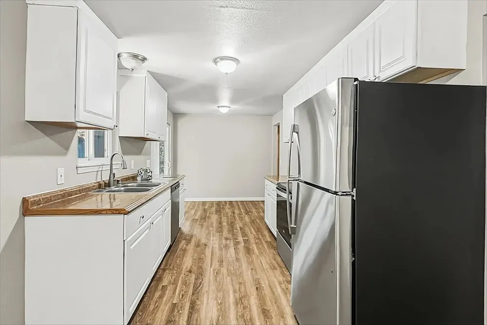 3 bed, 1.5 bath, 1720 sqft, $1,530 — Photo 3