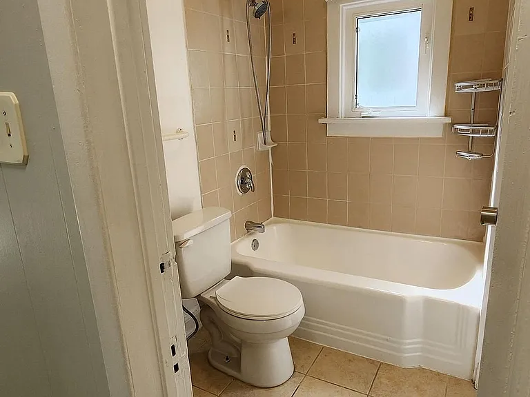 207 Olive Ave — Photo 10