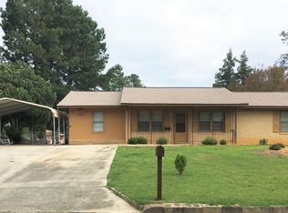 208 Ivelyn Dr, Warner Robins, GA 31088