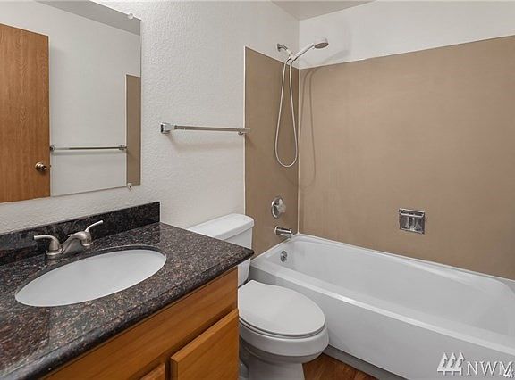 4th image of 12727 NE 116th Ln APT F6
