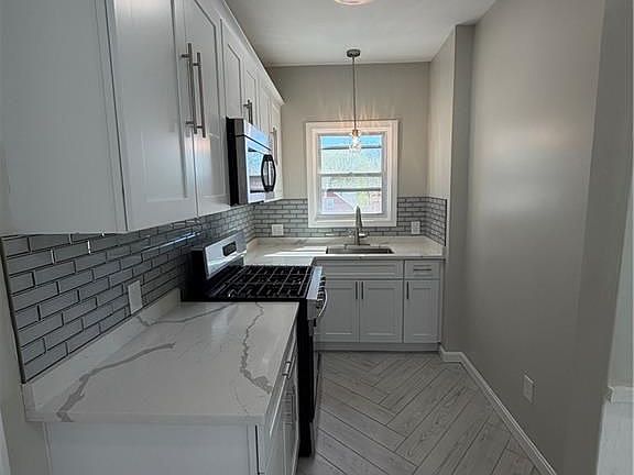 2nd image of 69 Langdon St #2