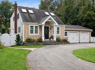 351 Forest Lane, Smithtown, NY 11787
