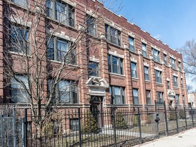 4228 S Champlain Ave APT 3N, Chicago, IL, 60653